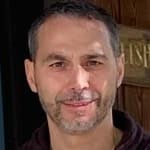 Ray Valle investor activity on BBBY
