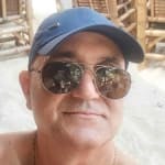 Tsvetan Stefanov investor activity on TROW